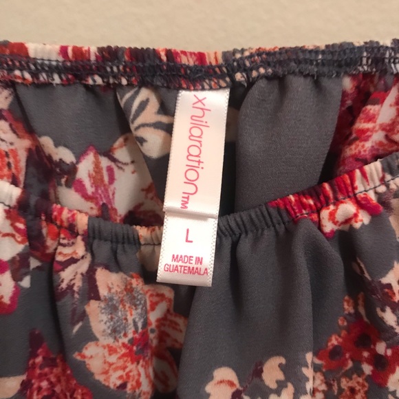 Floral Off the Shoulder Top - Picture 5 of 5